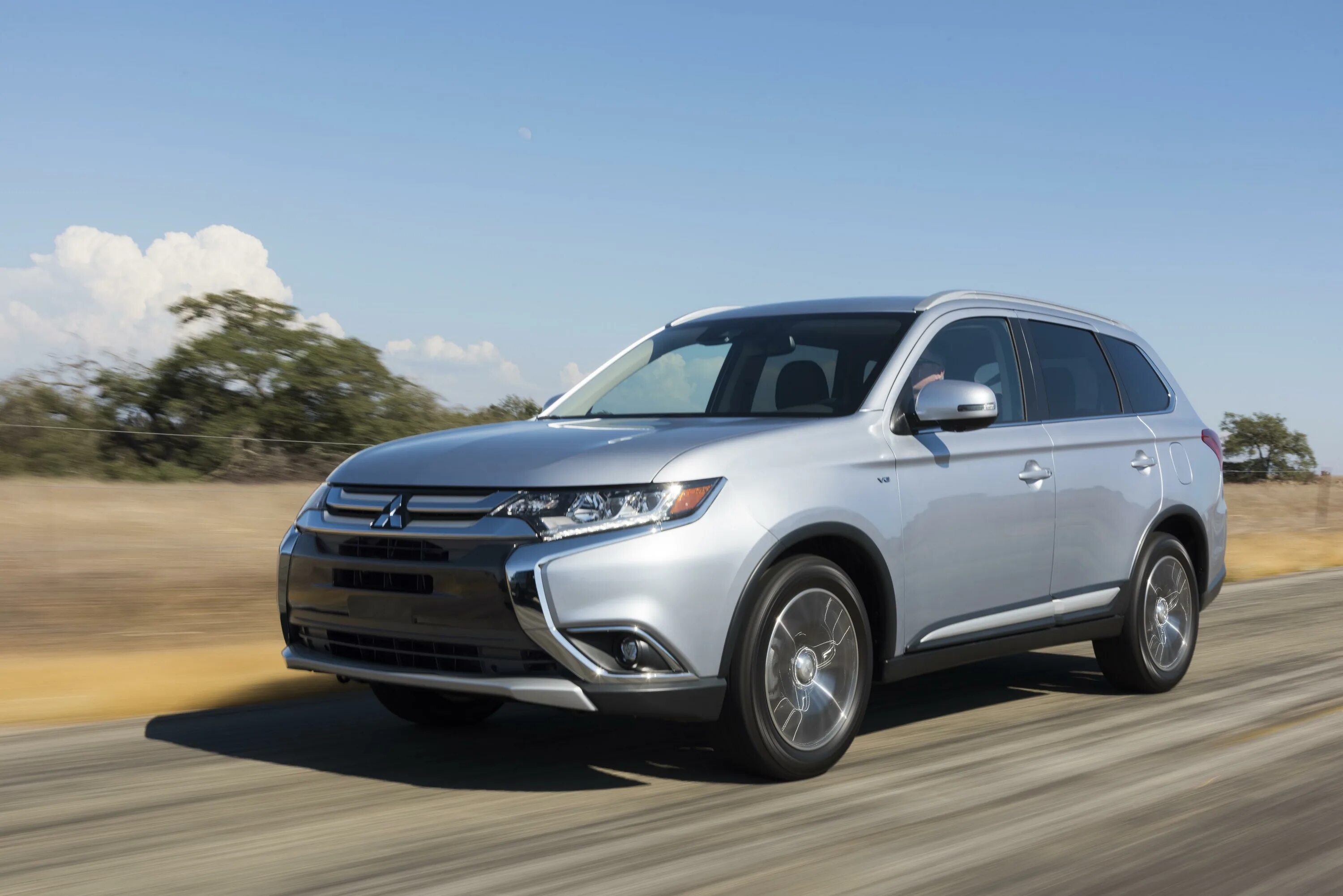 Mitsubishi outlander 2017. Mitsubishi Outlander gt 2017. Mitsubishi Outlander 2018. Митсубиши Аутлендер 2018. Mitsubishi Outlander (2017-2018).