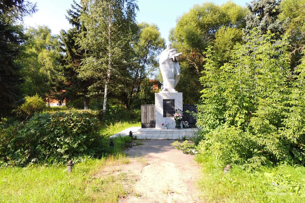 Воскресенск степанщино. Степанщино фото. Памятник степанщино. Мемориал памятники великой отечественной войны 1941-1945. Памятник степанщино.