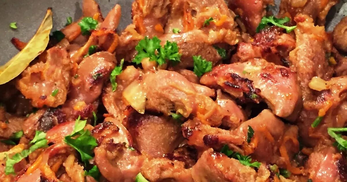 Как приготовить пупки куриные быстро. Желудочки куриные жареные. жареные пупки.