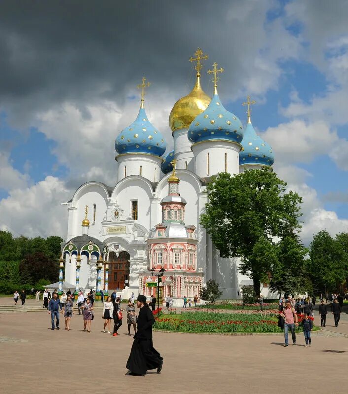 Монастырь святой троице сергиев. Свято-Троицкая Сергиева Лавра. Троице Сергиев монастырь. Троицкая Лавра Сергиев Посад. Сергиевская Посадская Лавра.