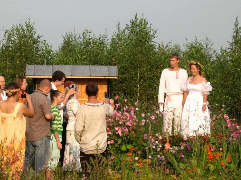 Экопоселение родовое поместье. Родовое село. Экопоселение родовое поместье. Родовое село кадырова с коптера. Родовое село кадырова центорой.