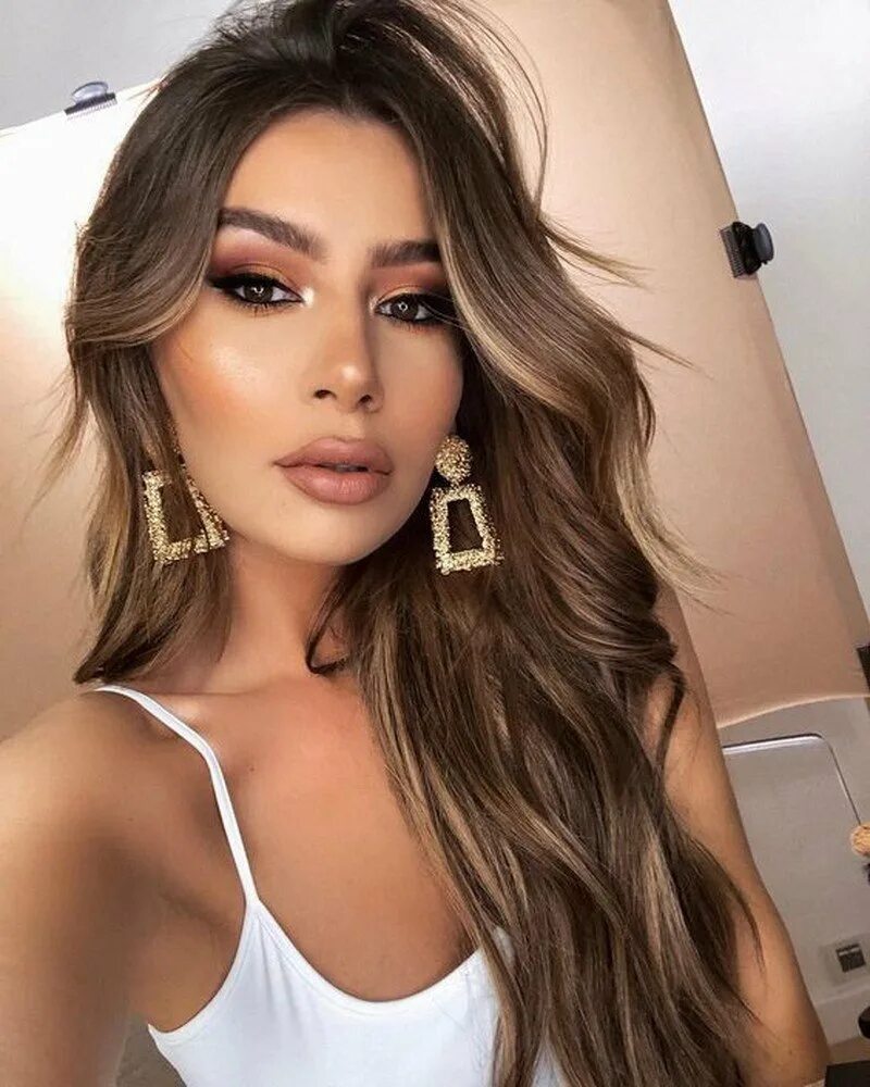 Модное окрашивание 2023. Красивое окрашивание волос 2023. Красивое окрашивание волос 2023. Балаяж 2022. Современное окрашивание 2020.