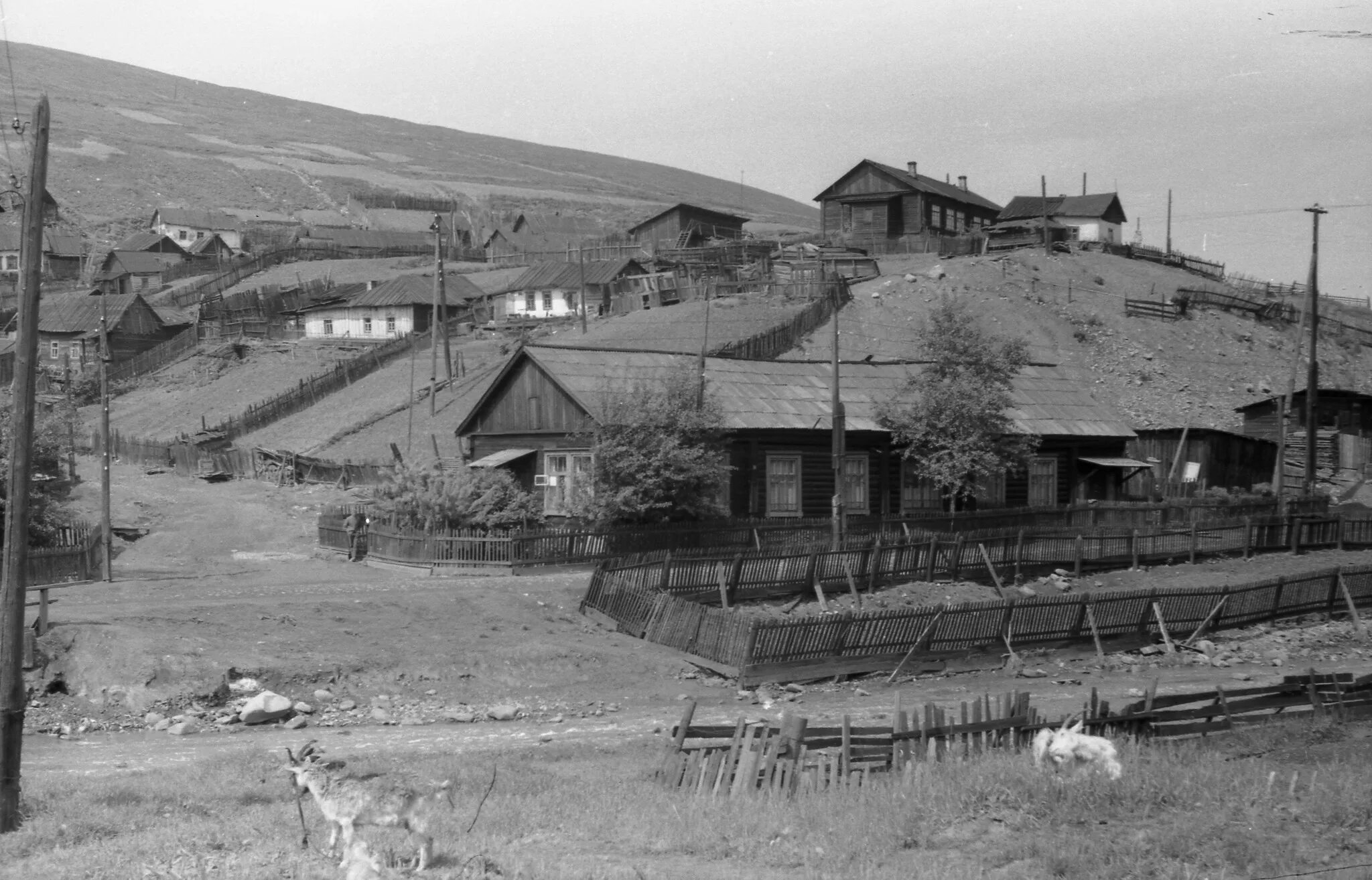Река косьва пермский край. Губаха пермский край горы. Клуб дружба губаха. Старая губаха пермский край. Город губаха пермский край.