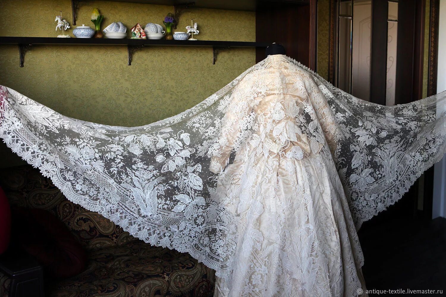 Афганская шаль. Шаль старинная. турецкая шаль. старинная турецкая шаль. шаль шёлковая старинная.