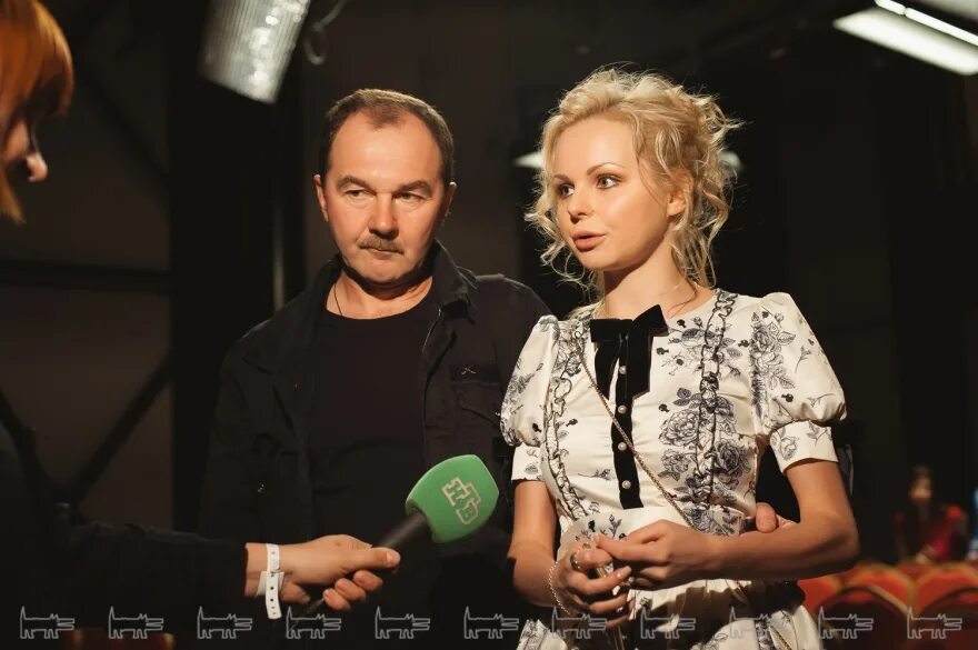 От любви похудела": экс-солистка "Ленинграда" Алиса Вокс тайно вышла замуж VOICE