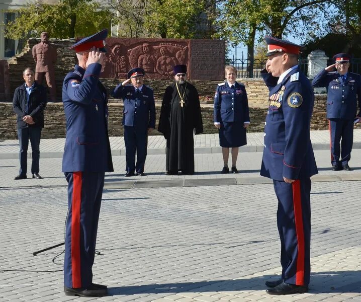 Кадетский корпус белая Калитва. Губернаторский смотр 2014 года Миллеровское кадетское училище. Кадетский белая Калитва открытие мемориал. Номер кадетского корпуса в белой Калитве. Образовательные организации ростовской области