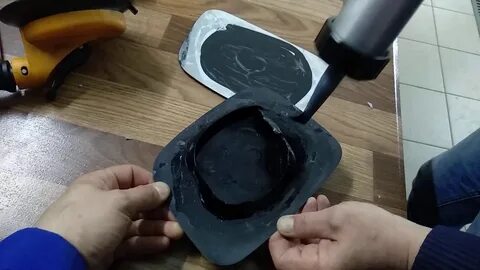 На что приклеить боковое