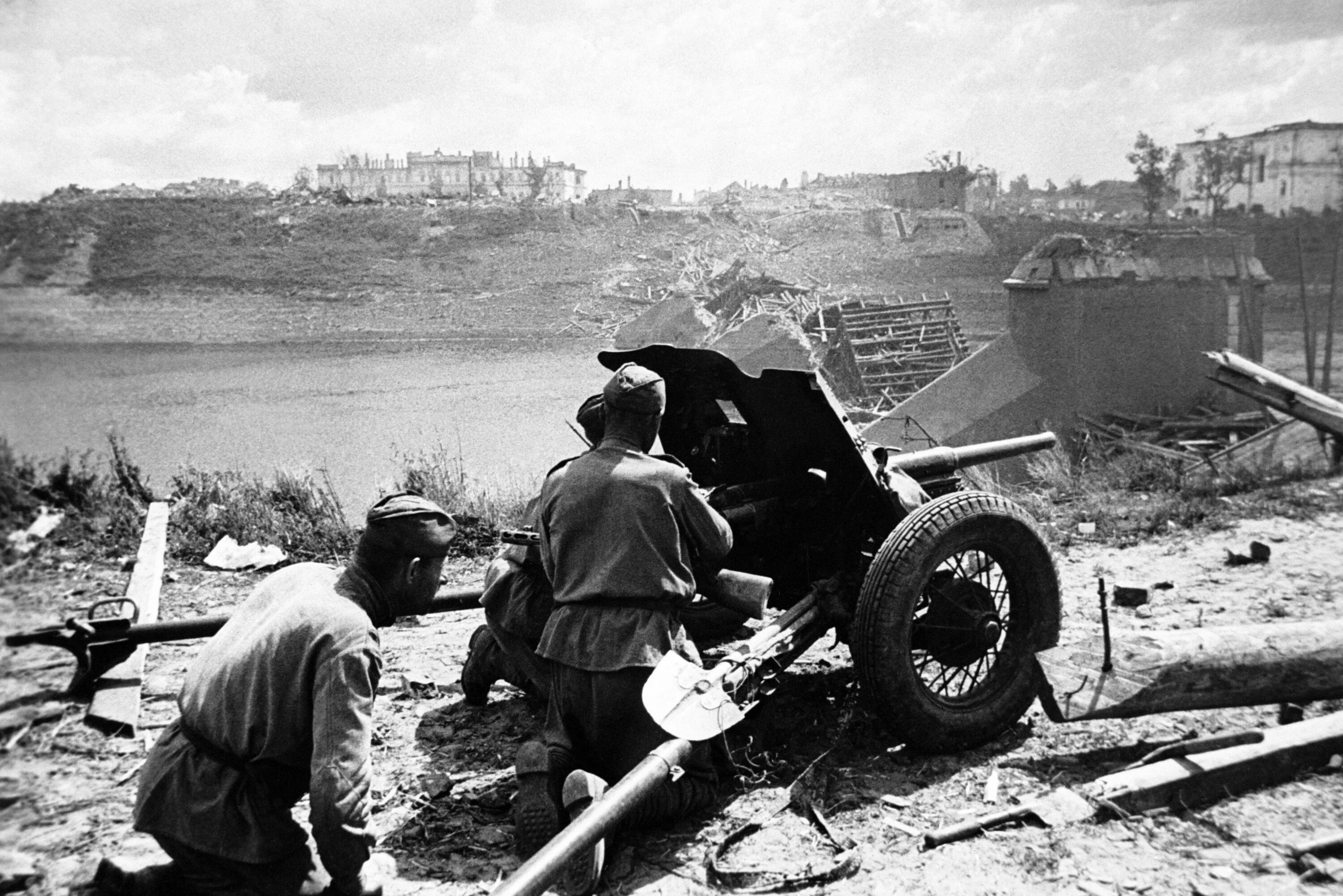 Про велика отечественную войну. Витебское сражение 1941. Битва за Витебск 1944. Пушка 45 мм ВОВ 1941.