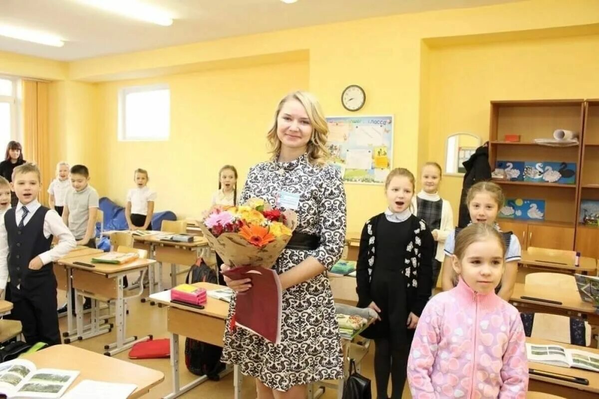 Шестая школа нягань. Школа 9 нягань. 4 школа нягань. 6 школа нягань сайт школы. Школа номер 6 нягань.