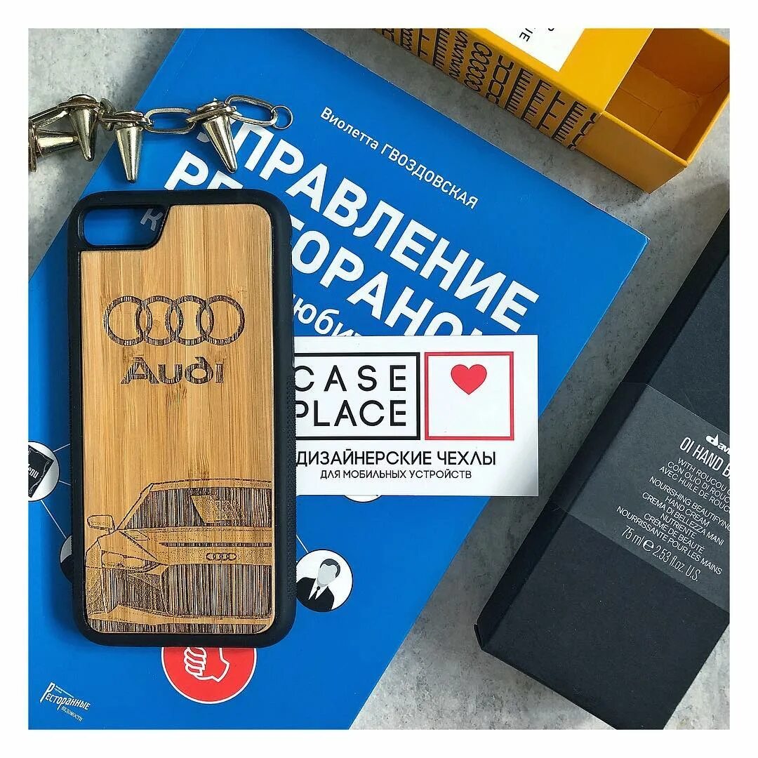 чехол из баннера. Place чехлы. Place чехлы. Case place чехлы для смартфонов интернет магазин. Case shop.
