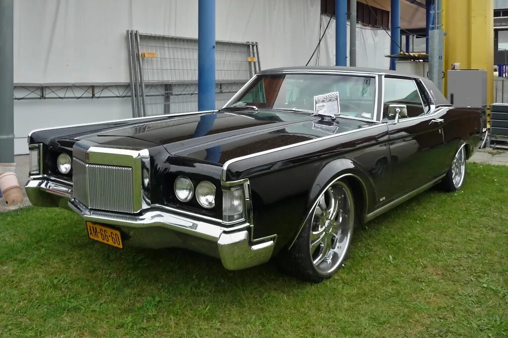 Mark 3 car. Lincoln Continental Mark III 1968. Lincoln Continental Mark III. Lincoln Continental Mark 3 1977. Lincoln Continental Mark 3 1968.