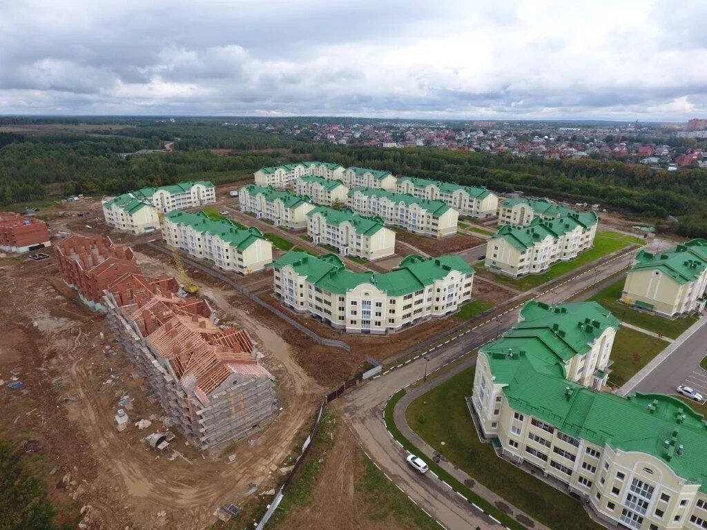 Жк в троицке. Троицкая Слобода Сергиев Посад. ЖК Троицкая Слобода. Новостройки Сергиев Посад Слобода Троицкая. Троицкая Слобода Ломоносов.