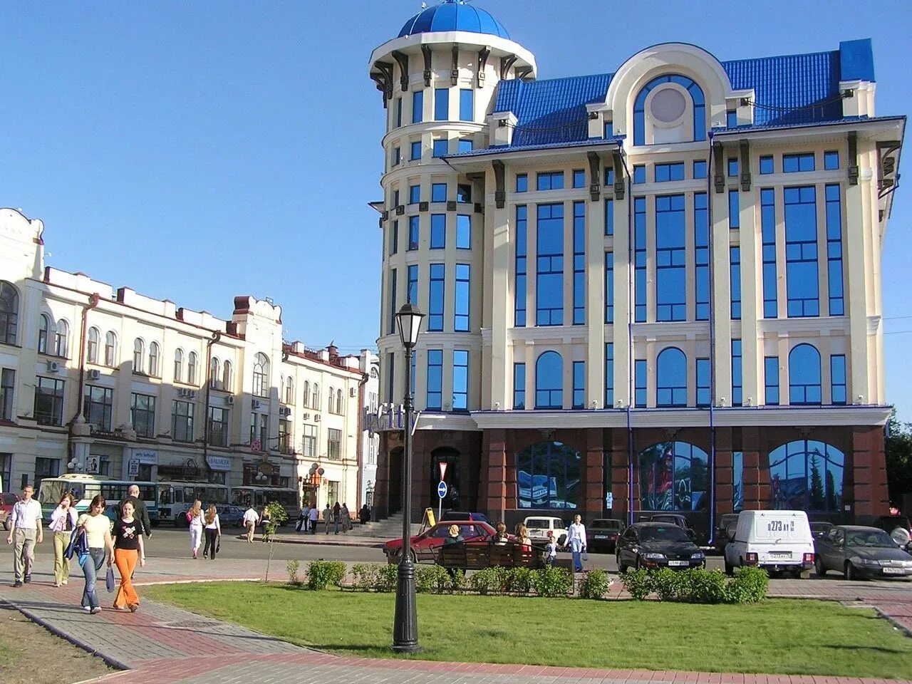 Томск маленьким город. Томск здание биг сити. томск центр города. центр томск томск. современный томск.