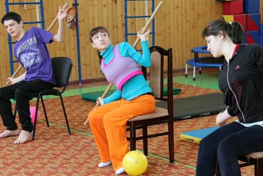 Программы занятий детей инвалидов. Лфк для детей с ограниченными возможностями. физическая реабилитация инвалидов. физкультура для инвалидов. физическая реабилитация детей.