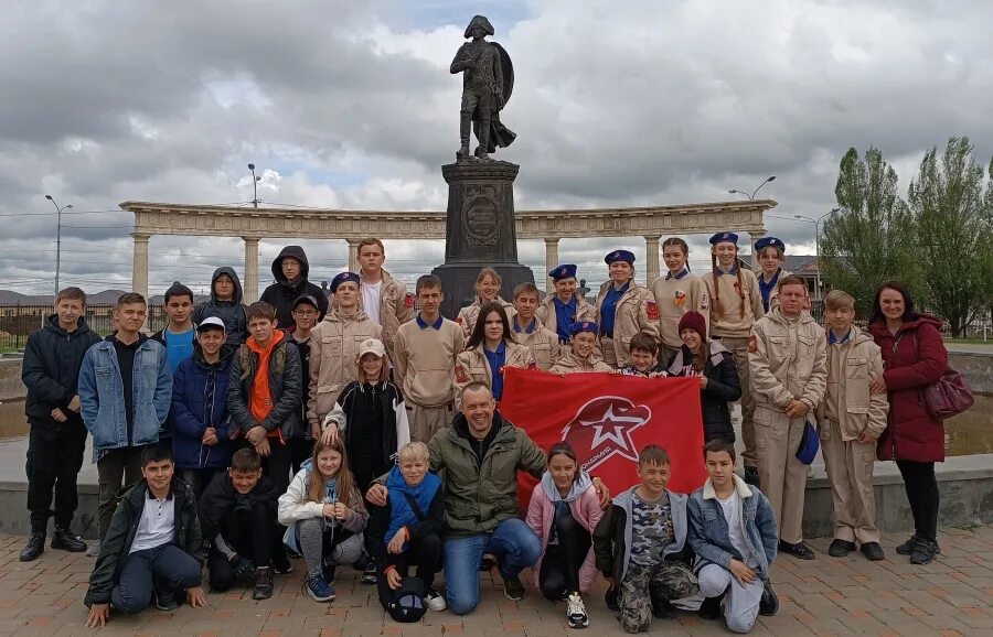 Экскурсия прошла организовано. Ставропольские казаки. Экскурсия на 9 мая для дошкольников. Молодые казаки. Село казаки.