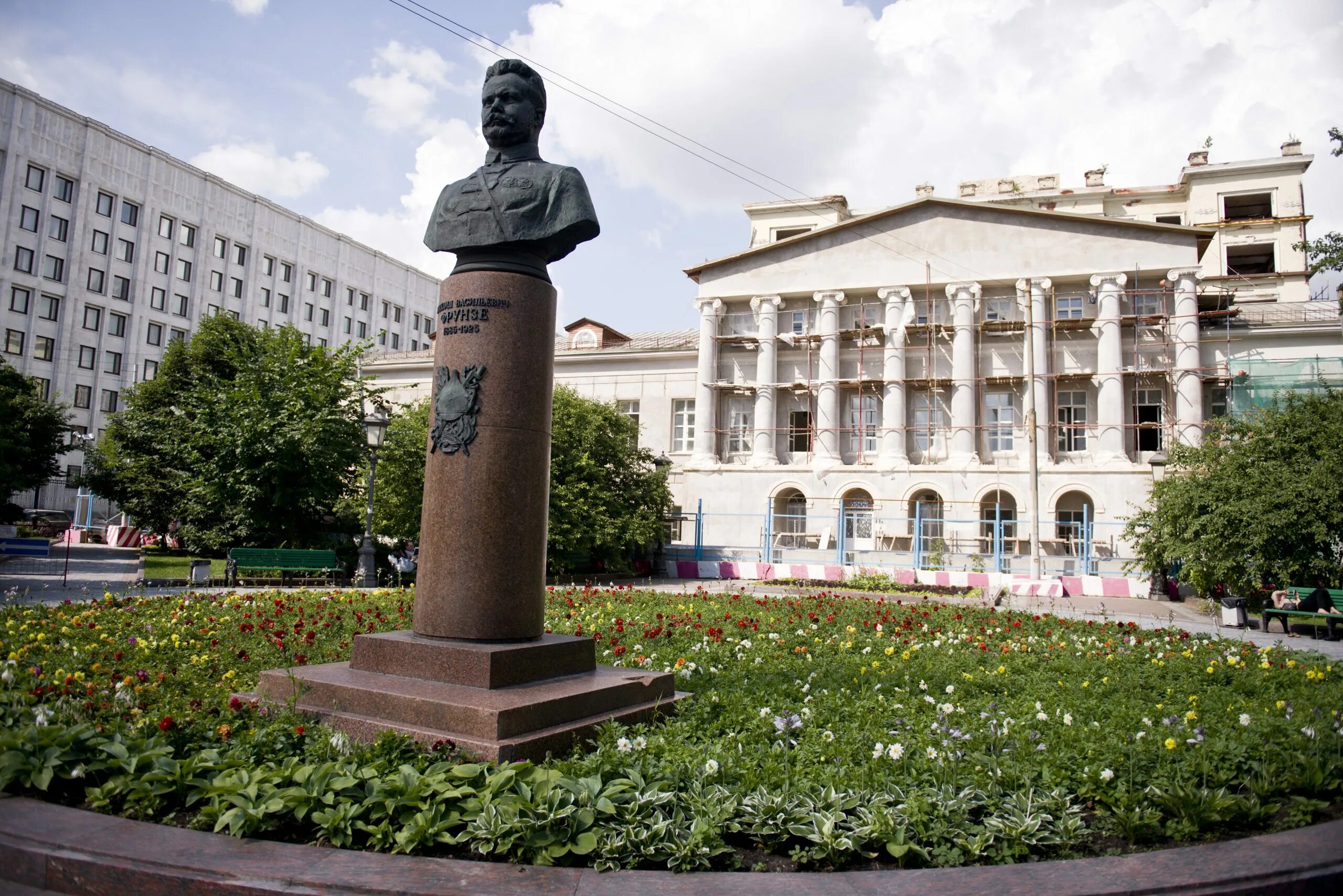 Академия Гнесиных Москва. Московская музыкальная школа имени Гнесиных. Музыкальная Академия Гнесиных Москва. МССМШ им Гнесиных здание. Сайт училища гнесиных