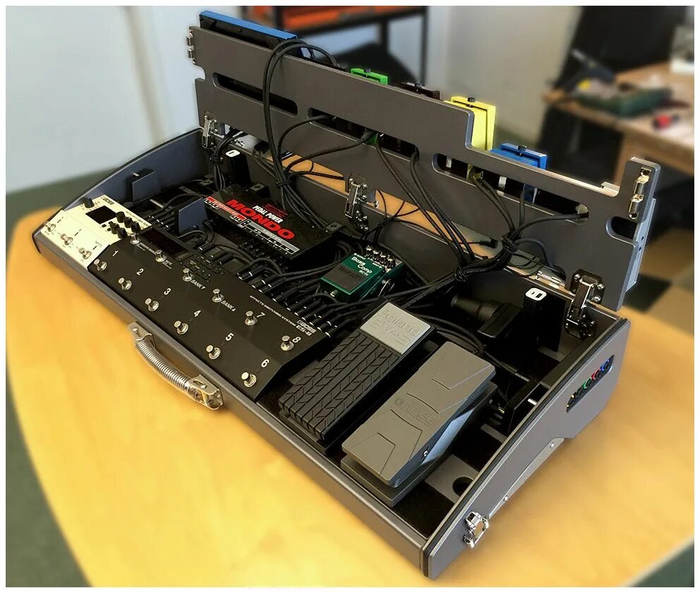 2d shape sort. Custom array. Педалборд из дерева. Немецкий дизайн felbj техники. Schmidt музыкальный инструмент.