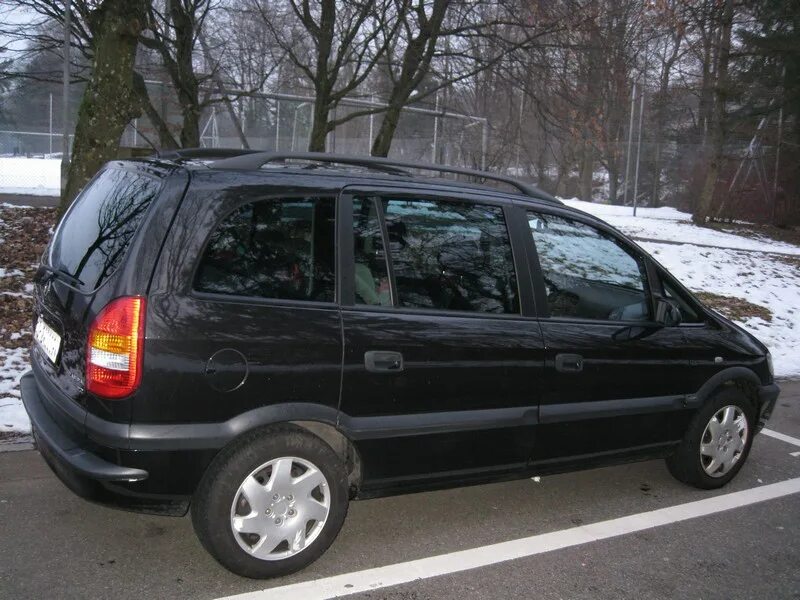 Куплю зафира 1.8 бензин. Opel Zafira 2001. Opel Zafira 2003 Black. Опель Зафира 2001 1.8 бензин. Опель Зафира 2003 1.8 бензин.