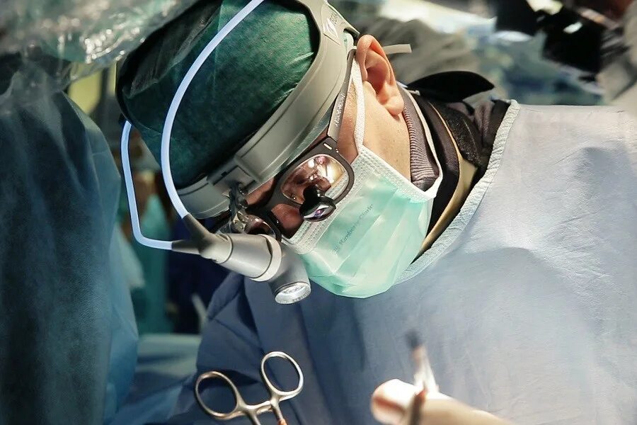 Кардиохирурги мешалкина новосибирск. Мешалкин сколько операций. Клиника эксперт. Кардиохирургия новосибирск клиника мешалкина. Клиника мешалкина новосибирск.