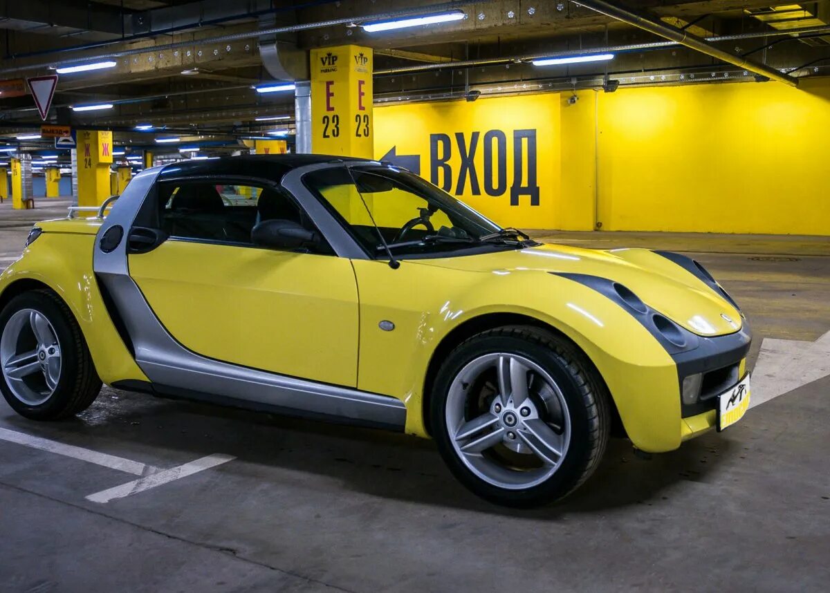 Smart spor. Smart Roadster. Автомобиль смарт родстер. Smart Roadster 2. Смарт родстер желтый.