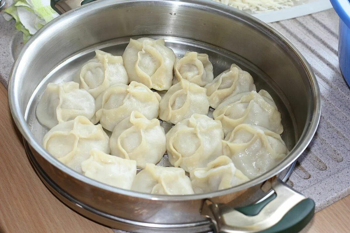 солить ли воду в мантоварке. манты в мультиварке. манты в мантышнице. солить ли воду в мантоварке. рыба на пару в мантоварке.