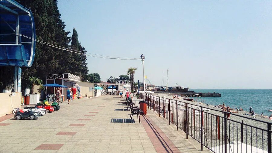 Пляж бургас кудепста. Поселок кудепста сочи. Поселок кудепста адлер. Пляж робинзон евпатория 2022. Кудепста фото поселка и пляжа.