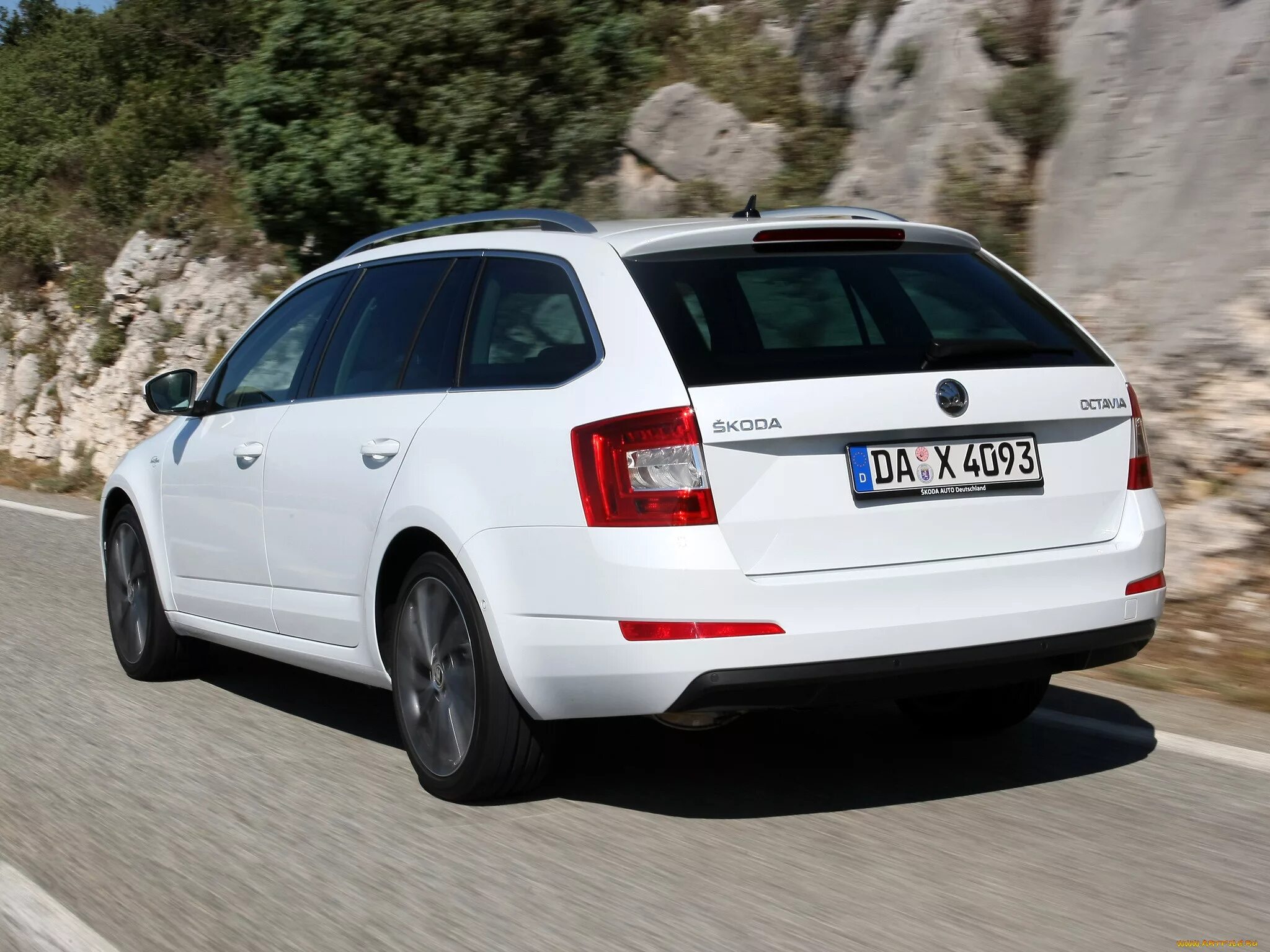 Skoda Octavia 2014 универсал. Octavia a7 Combi Laurin. Авито купить шкоду универсал