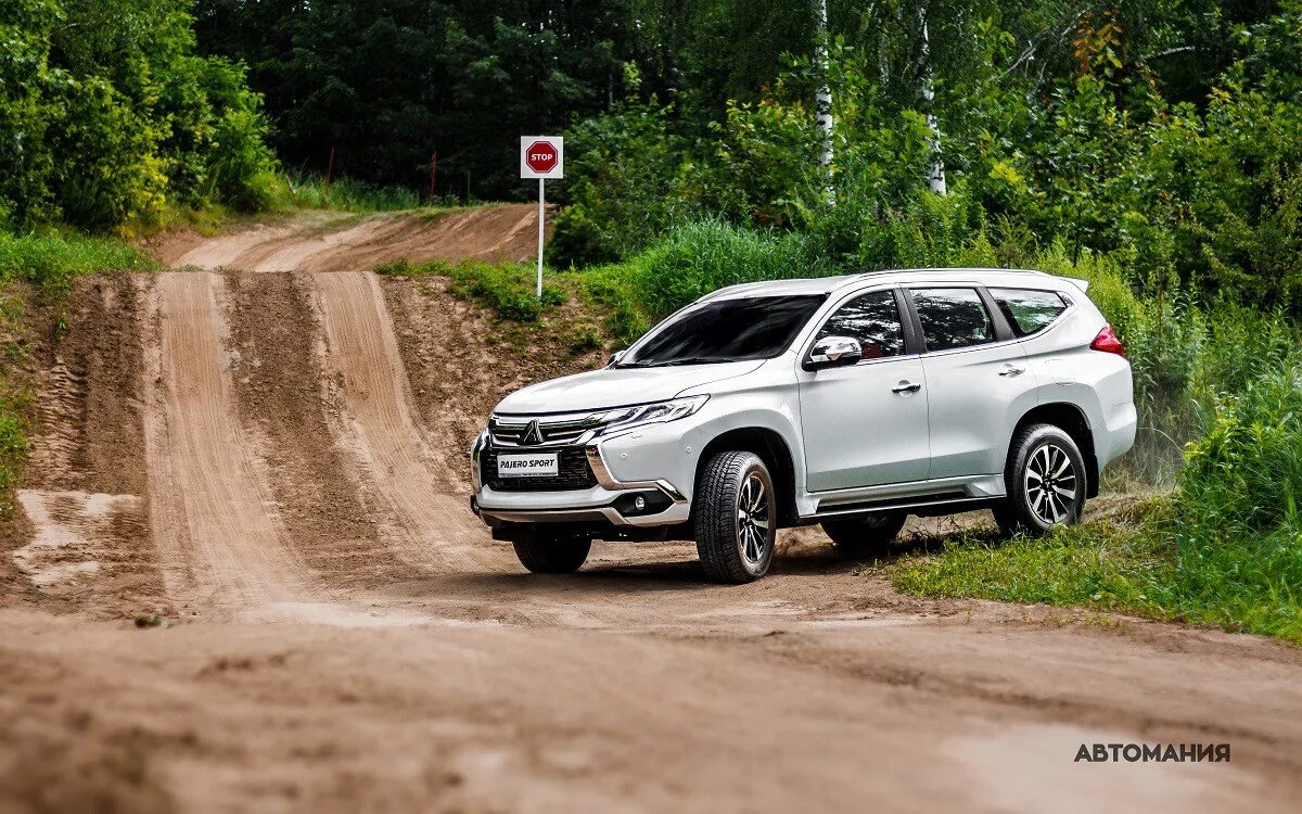 Митсубиси паджеро спорт новый тест драйв. Mitsubishi pajero sport 2023. Плюсы и минусы паджеро спорт. Мицубиси паджеро спорт 3. Паджеро спорт 3.