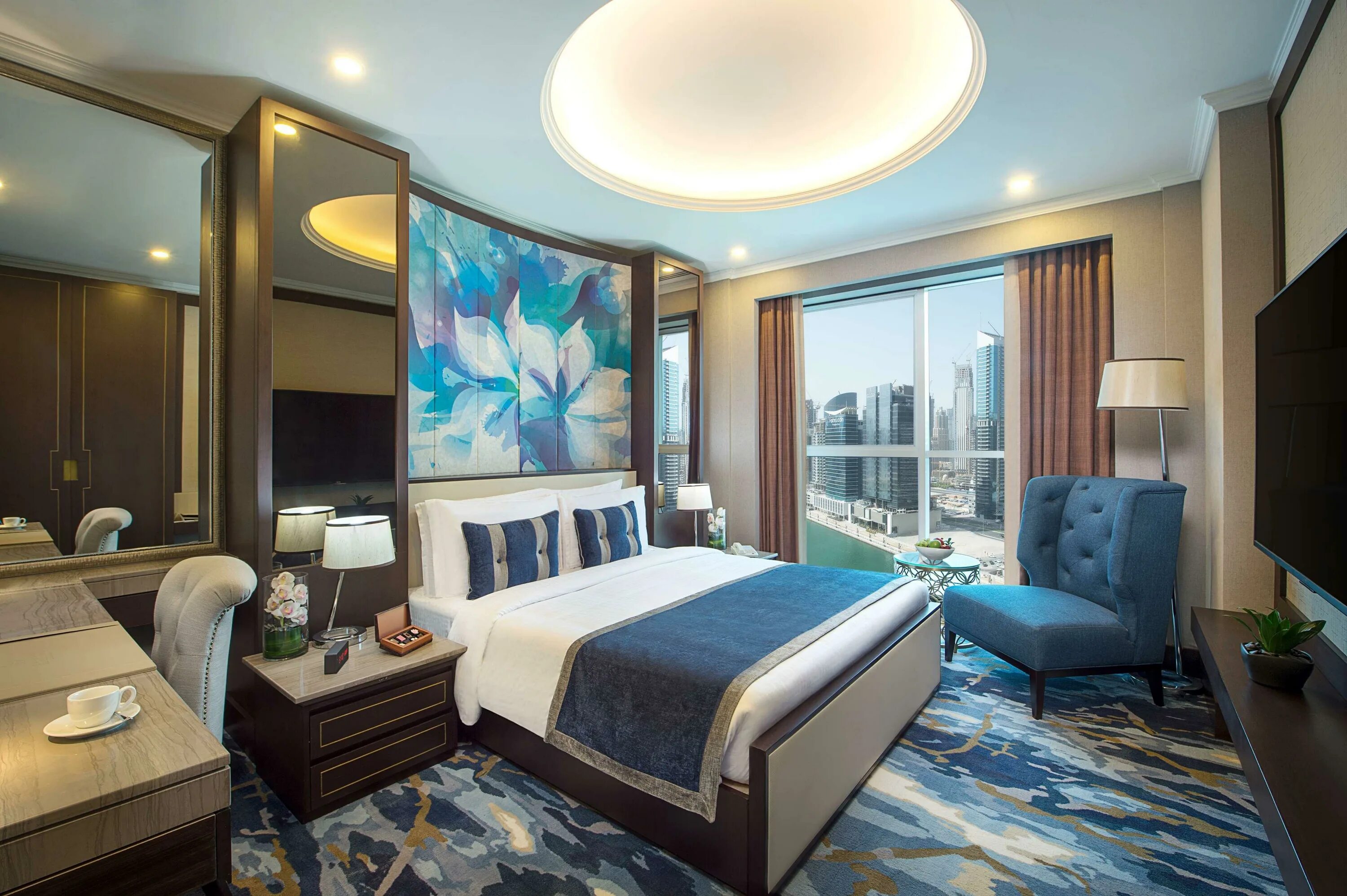 Отель gulf court business. Залив и гавань отличия. Отель gulf court business. Бухта залив разница. Gulf court hotel business bay 4*.