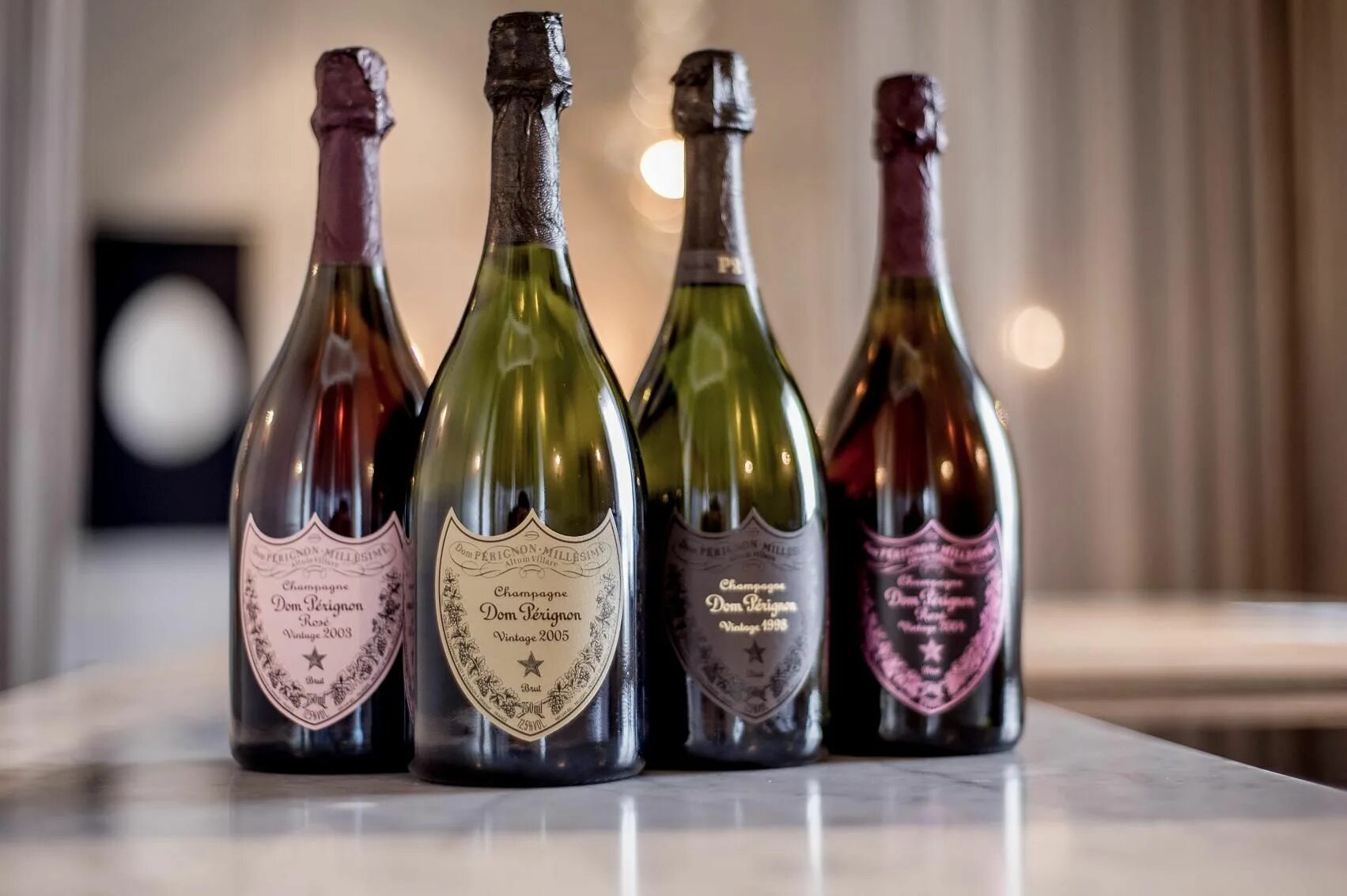 Шампанское Дон Периньон. Dom Perignon винодельня. Шампанское дом Периньон. Дон Периньон вино коллекционное. 5 бутылок шампанского