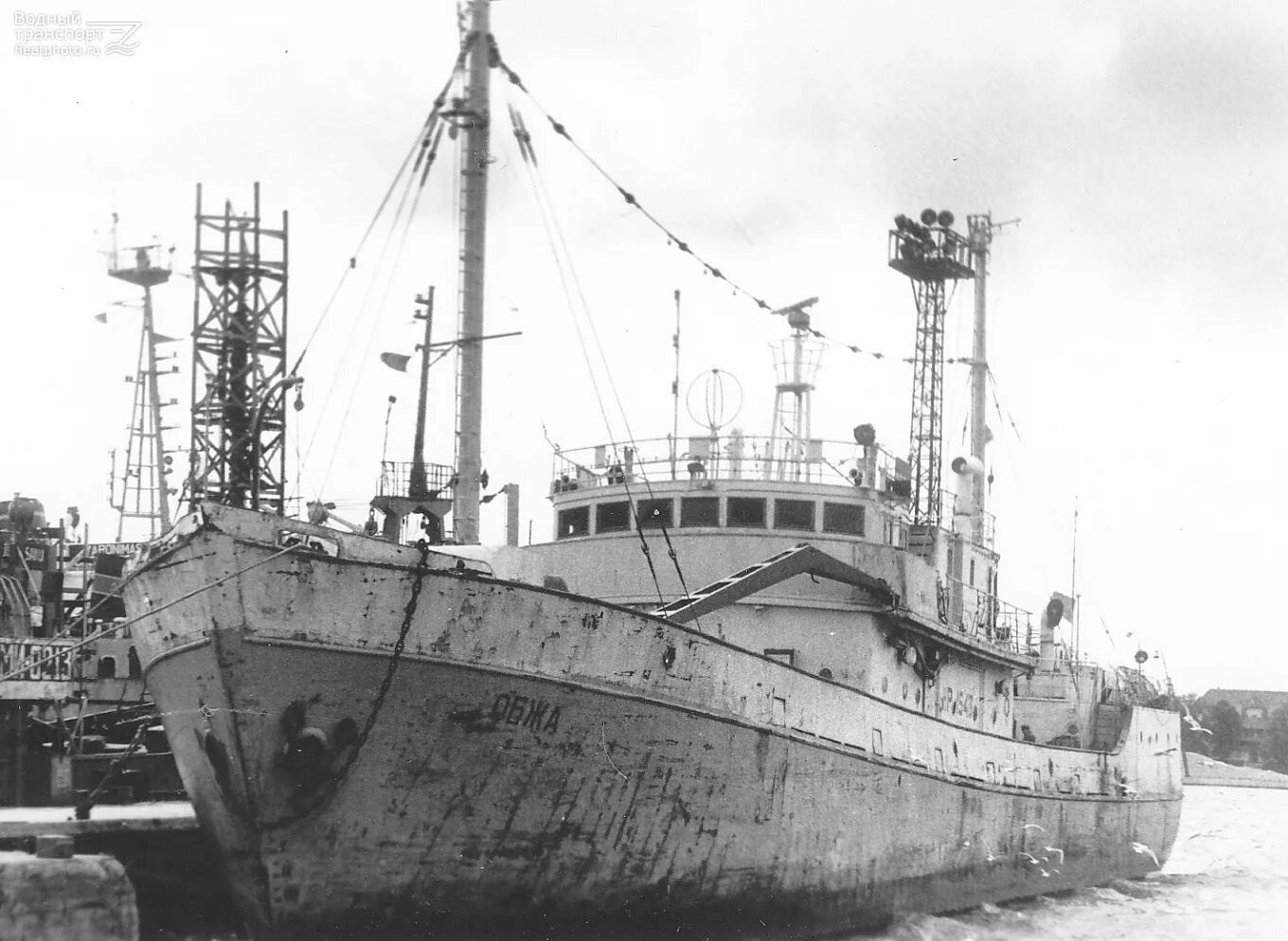 Типа rms. Рыболовное морозильное судно типа зеленодольск проект 1361. рмс типа зеленодольск. судно типа рмс. рмс &quot;гурьев&quot;.