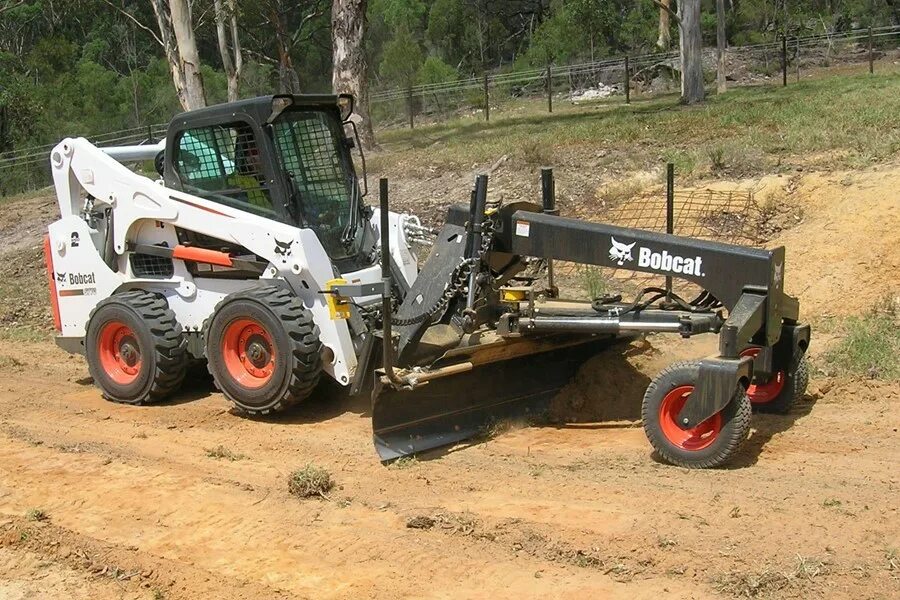 Оборудование bobcat. Бобкэт 770. Bobcat s770. Навесное оборудование Bobcat 463. Грейдер Bobcat grader 213.