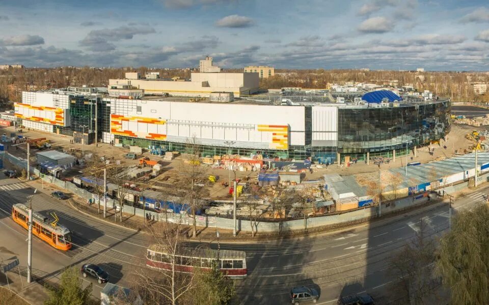 макси смоленск. макси островки смоленск. тц в смоленске. Redmond смоленск макси. трц макси смоленск.