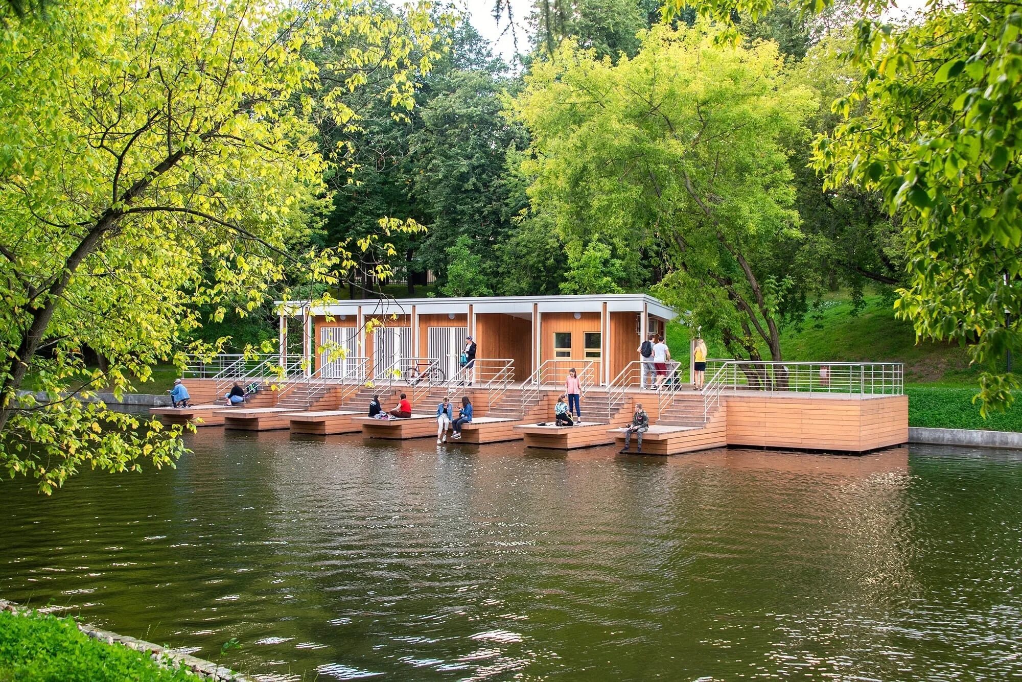 Парк усадьба Люблино. Люблинский парк Люблино. Лодочная станция Кузьминки Люблино. Усадьба Люблино Лодочная станция. Реконструкция люблино