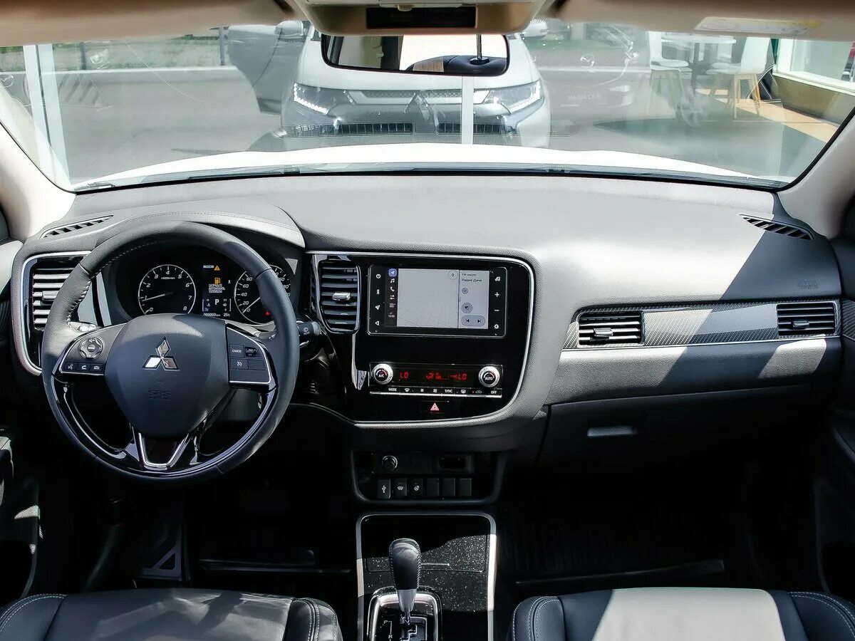 Скрытые функции аутлендер 3. Mitsubishi outlander iii рестайлинг 3 салон. панель аутлендер 2025. панель митсубиси аутлендер 2025. аутлендер 2025 салон.