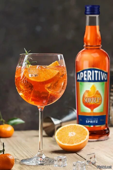 Ligare aperitivo spritz. Аперитив Апероль Спритц. Ликер Апероль аперитив. Ликер Sorbet aperitivo. Аперитив Биттер оранж.