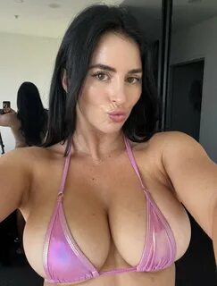 IzzyDavis t.cofwmgmCon5p 