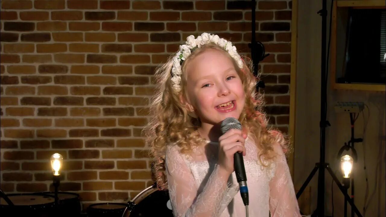 Белорусская народная песня ноты. Весенние картинки на рабочий стол. Па над. Деревья в цвету. Фотообои сакура.