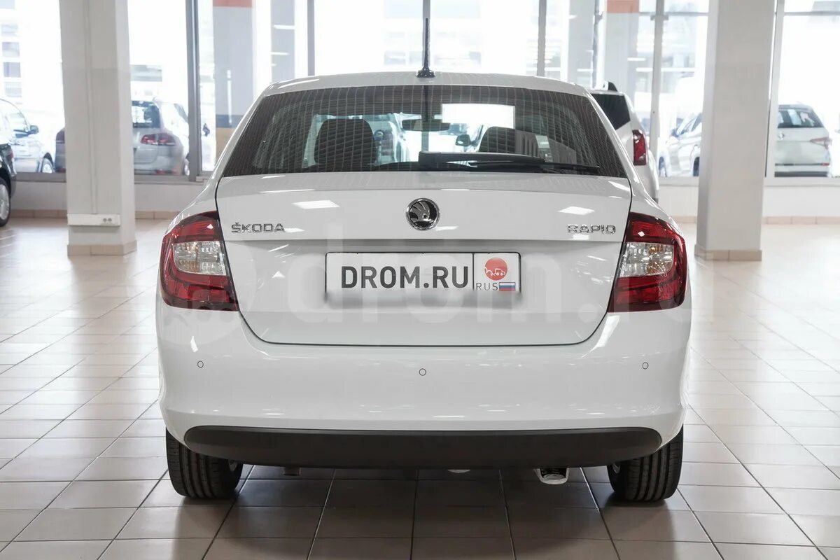 Skoda rapid 1.6 mpi. Шкода рапид 1.6 ат style 2025.