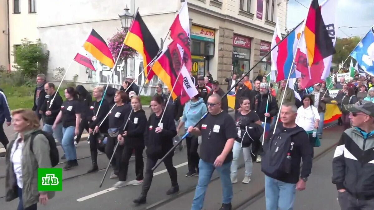 Люди из Германии. Демонстрации в Европе. Митинги в Европе. Митинг Украина. Германия против украины