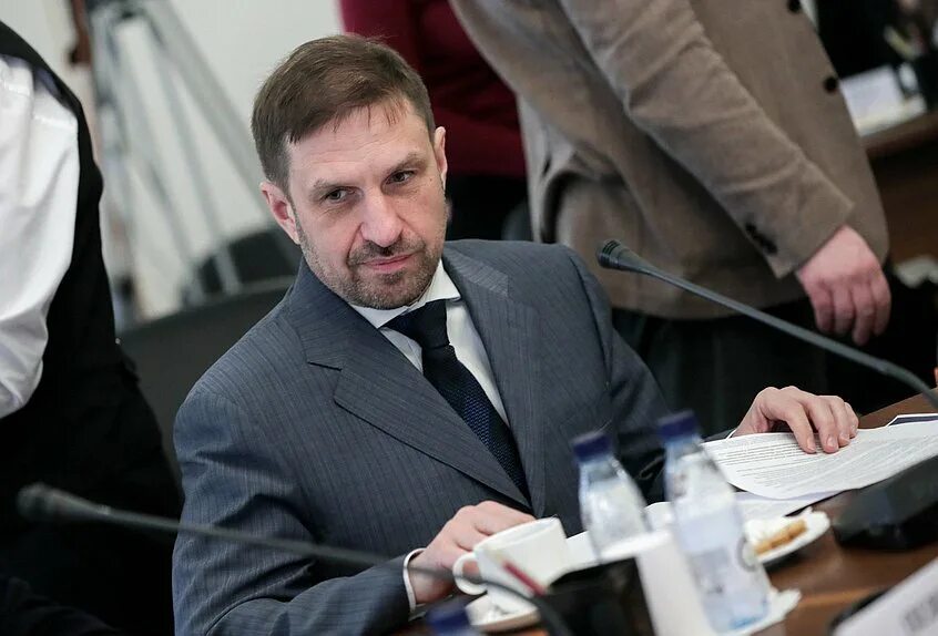 Фон для отца. Депутат предложил оставлять мальчиков с отцами. Депутат предложил оставлять мальчиков с отцами. День отца фон. Детям о папе.
