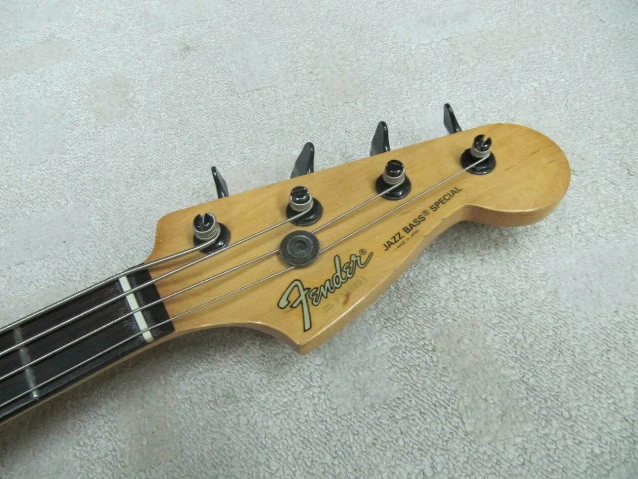 Bass special. Fender Jazz Bass Special (PJ-555) (1987, Japan). Fender Jazz Bass Special. Fender Jazz Bass Special PJ-555 E-Series. Fender Jazz Bass Special Japan.