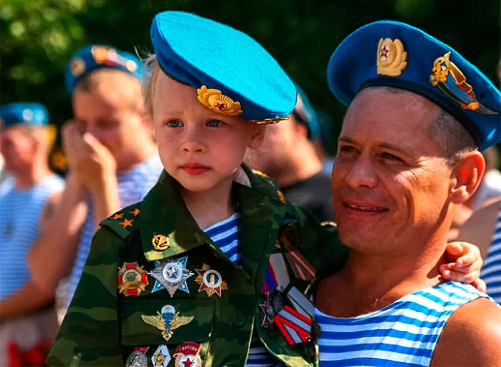 2 августа 2025 праздник дня. Вдв севастополь. десантник для детей. с праздником вдв. солдат вдв.