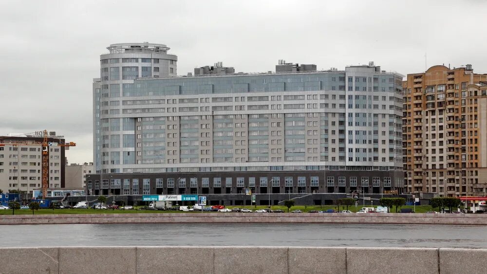 Жк платинум санкт-петербург. Квартира свердловская набережная. Свердловская набережная 58 жк платинум. Наб свердловская, д. Квартира свердловская набережная.
