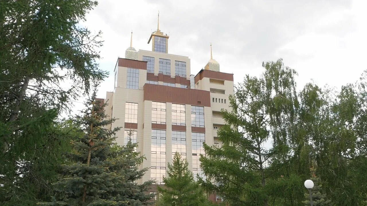 Огу оренбург главный корпус. Главный корпус огу. Огу тургенева польский корпус. Территория огу оренбург. Огу университет.