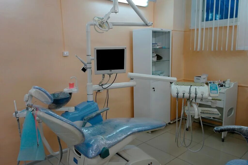 Смайл дент лениногорск. Дента смайл томск. Smile dent стоматология. Смайл дент чунский. Смайл дент курган.