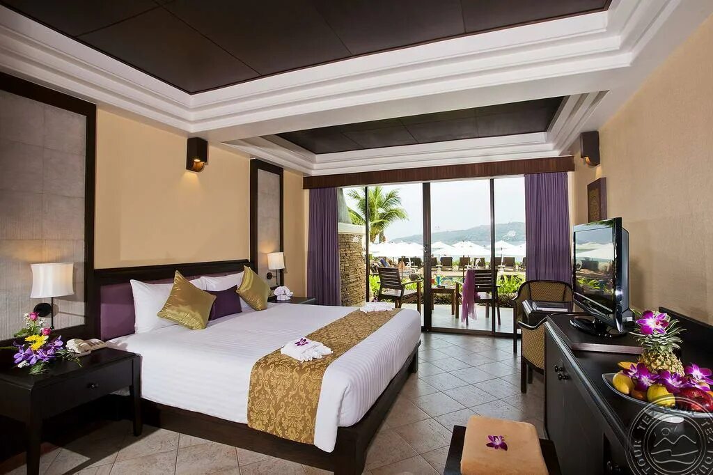 Karon beach resort spa 4. Karon Beach Resort and Spa 4. Пхукет отели 4 звезды. Karona Resort Spa Phuket. Karona Resort & Spa 4 ****.