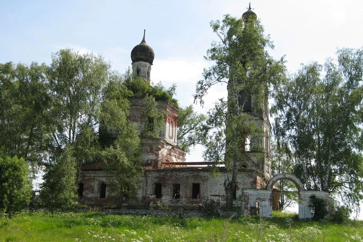 Погода смоленская область пречистое. Церковь Рождества Пресвятой Богородицы в Пречистом, село Пречистое. Церковь Пречистое Ярославская область. Церковь село Пречистое Ростовский район. Храм в селе Пречистое Ярославская область.