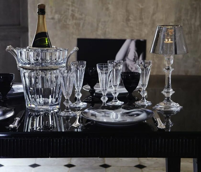 Хрусталь сервировка. Баккара, королевский хрусталь. harcourt baccarat бокалы. harcourt baccarat стаканы. baccarat depose хрусталь.