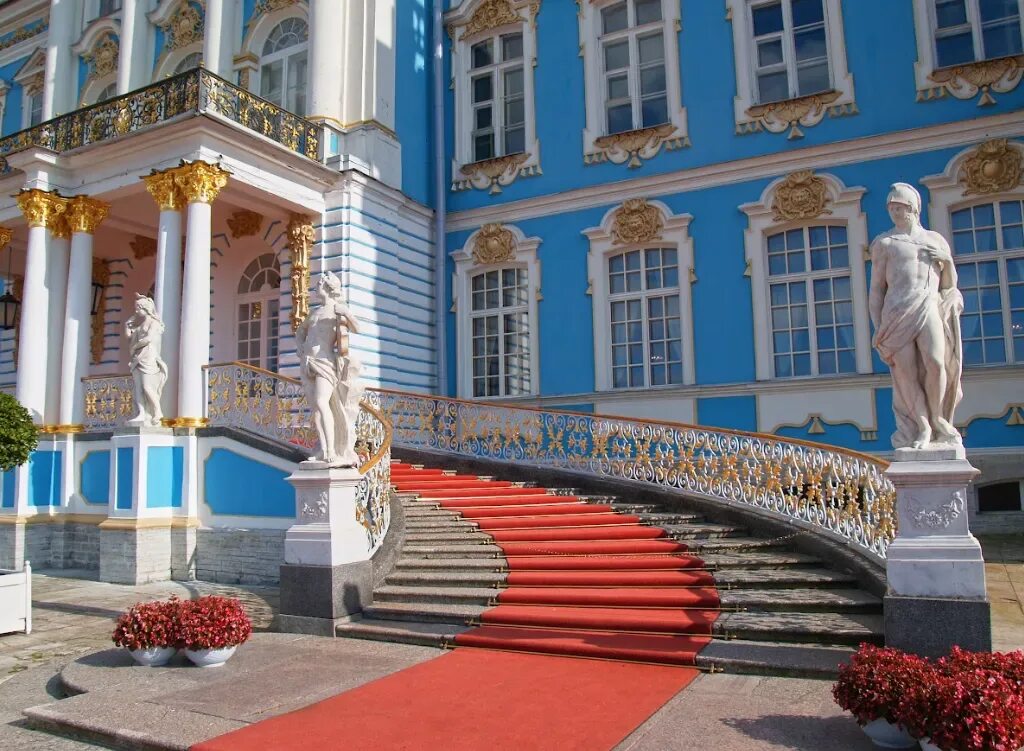 Государь экскурсии спб. Теплоход император спб. Экскурсии. Государь экскурсии спб. Дворец в стрельне растрелли.